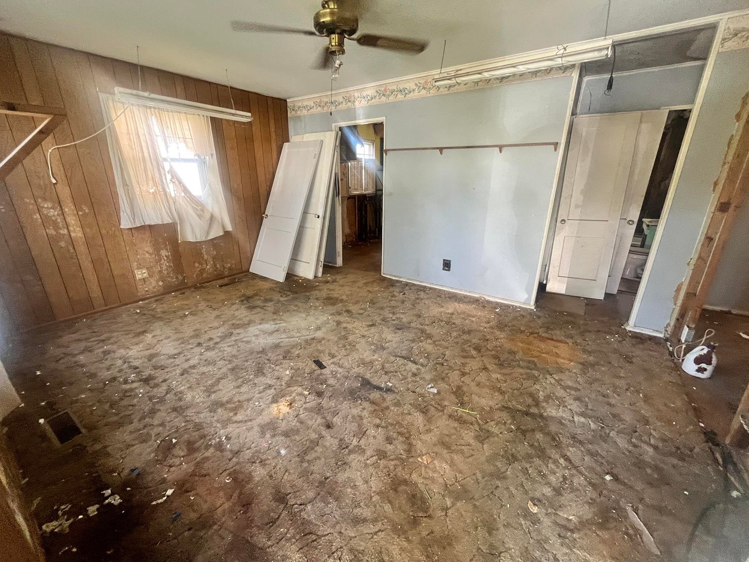 Image for SOLD $20,900 - 2 Bedroom Home near St. Albans High School