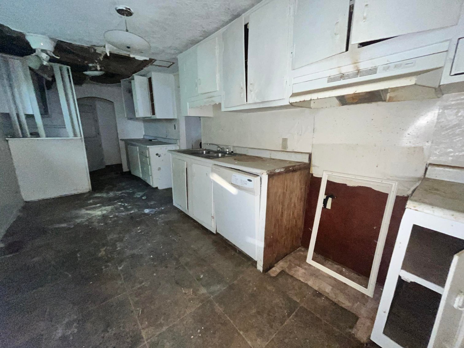 Image for SOLD - 2 Bedroom Minutes from Capital High School