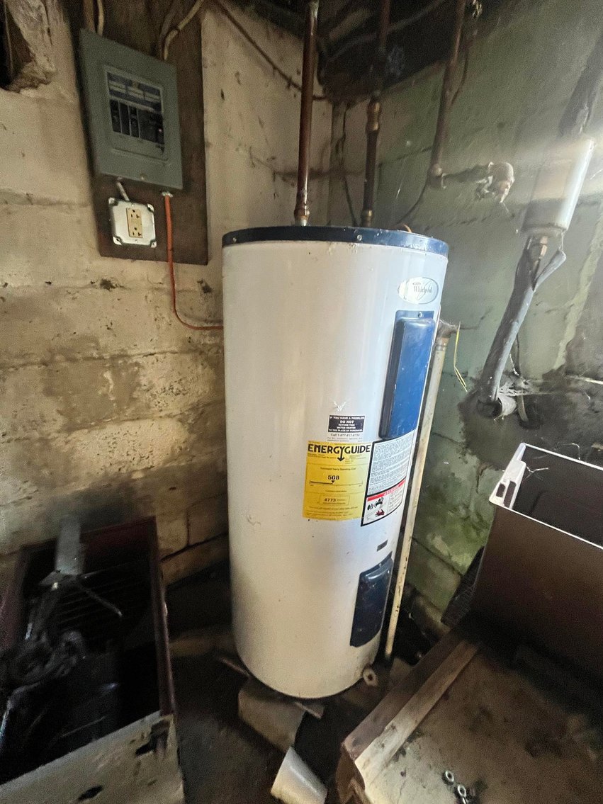 Image for SOLD - 2 Bedroom Minutes from Capital High School