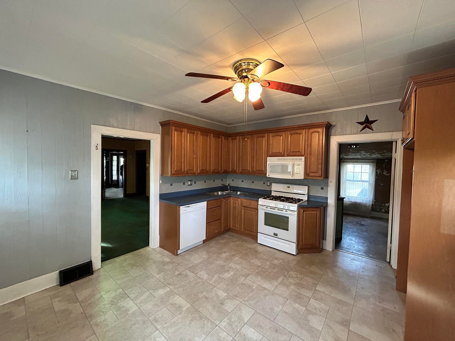 Image for SOLD $134,200 - 3 Bedroom on Nearly an Acre in Washington Selling to the Highest Bidder