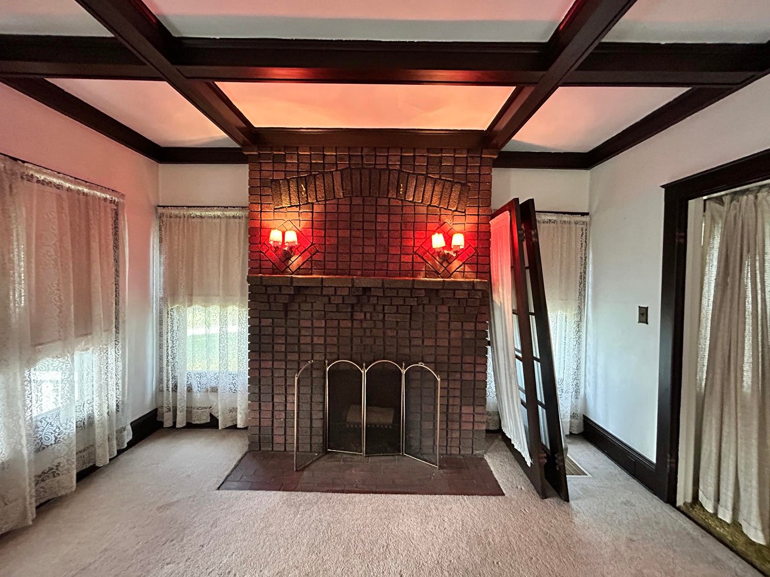 Image for SOLD $134,200 - 3 Bedroom on Nearly an Acre in Washington Selling to the Highest Bidder