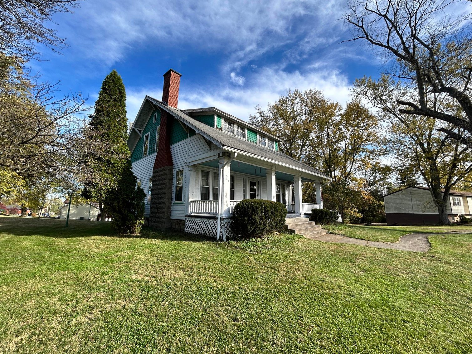 Image for SOLD $134,200 - 3 Bedroom on Nearly an Acre in Washington Selling to the Highest Bidder