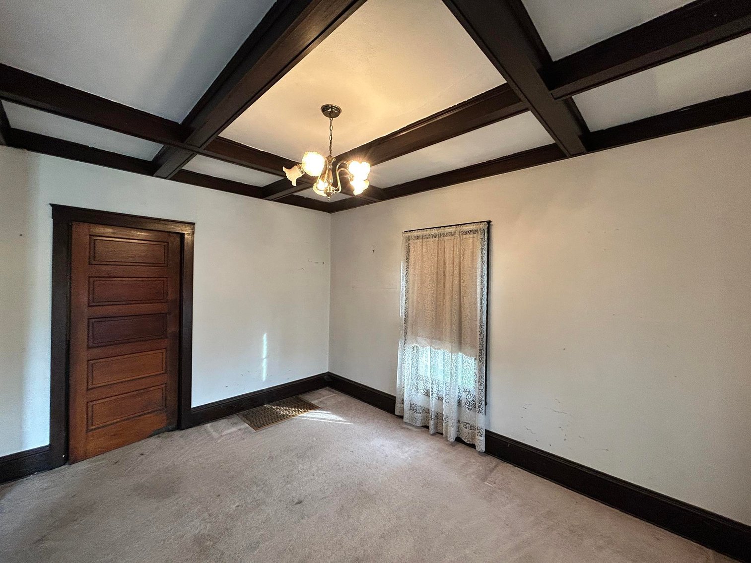 Image for SOLD $134,200 - 3 Bedroom on Nearly an Acre in Washington Selling to the Highest Bidder