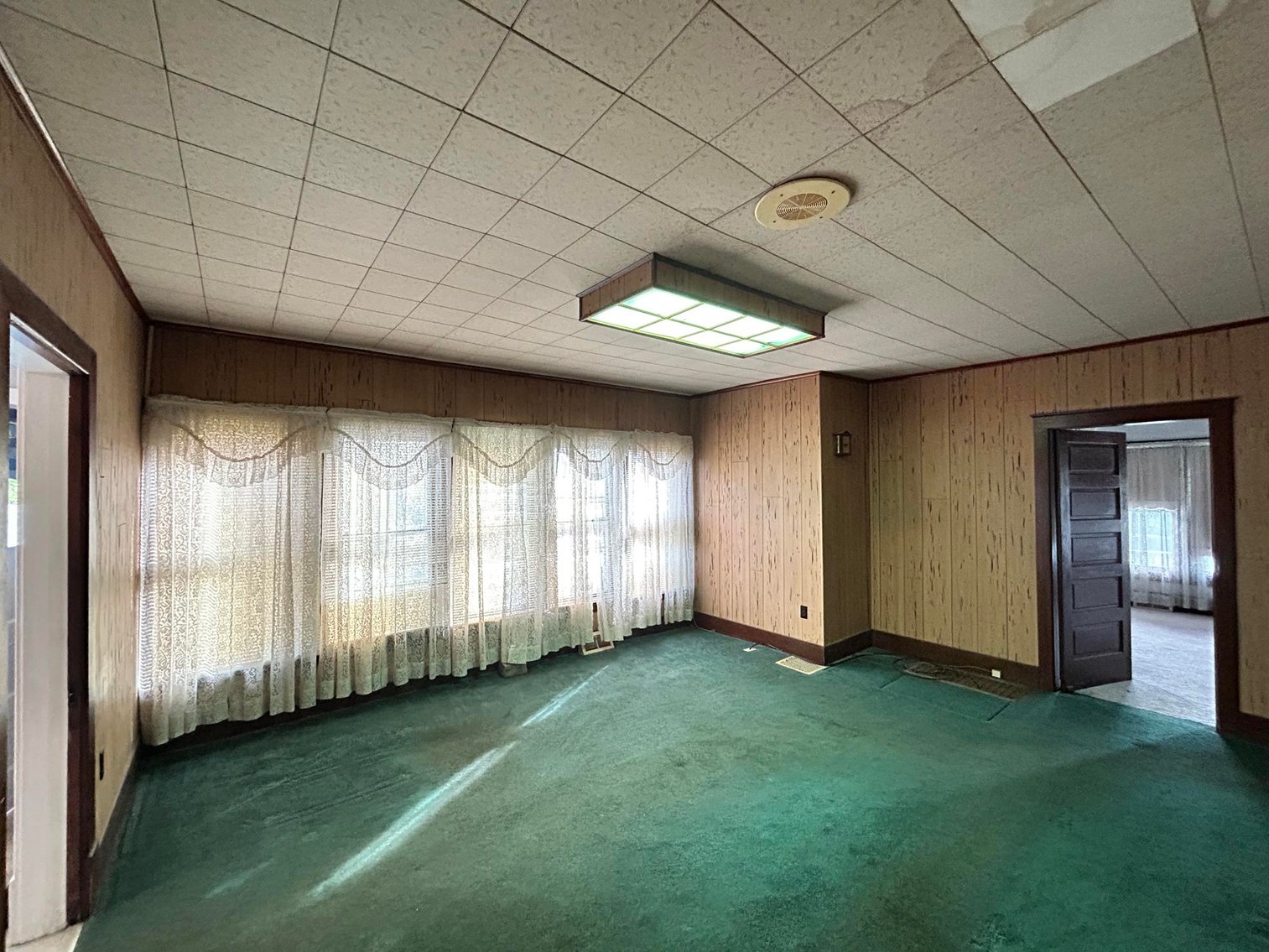 Image for SOLD $134,200 - 3 Bedroom on Nearly an Acre in Washington Selling to the Highest Bidder