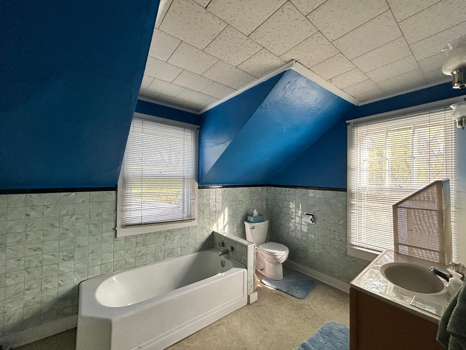 Image for SOLD $134,200 - 3 Bedroom on Nearly an Acre in Washington Selling to the Highest Bidder