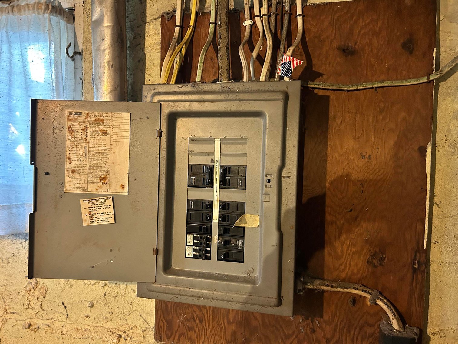 Image for SOLD $134,200 - 3 Bedroom on Nearly an Acre in Washington Selling to the Highest Bidder