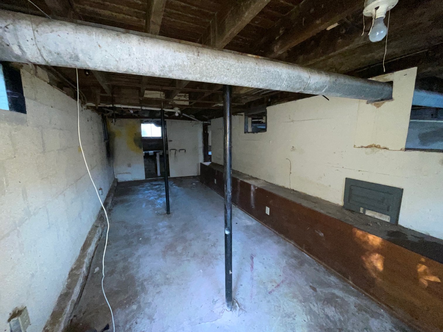 Image for SOLD $29,150 - 3 Bedroom with a Full Basement in Charleston Selling to the Highest Bidder