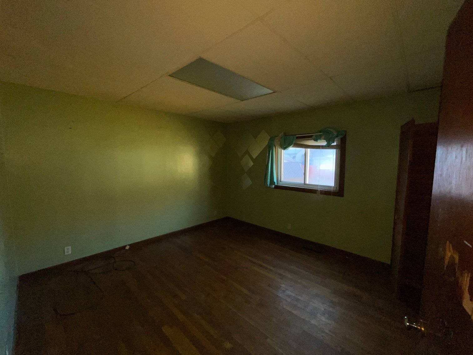 Image for SOLD $29,150 - 3 Bedroom with a Full Basement in Charleston Selling to the Highest Bidder