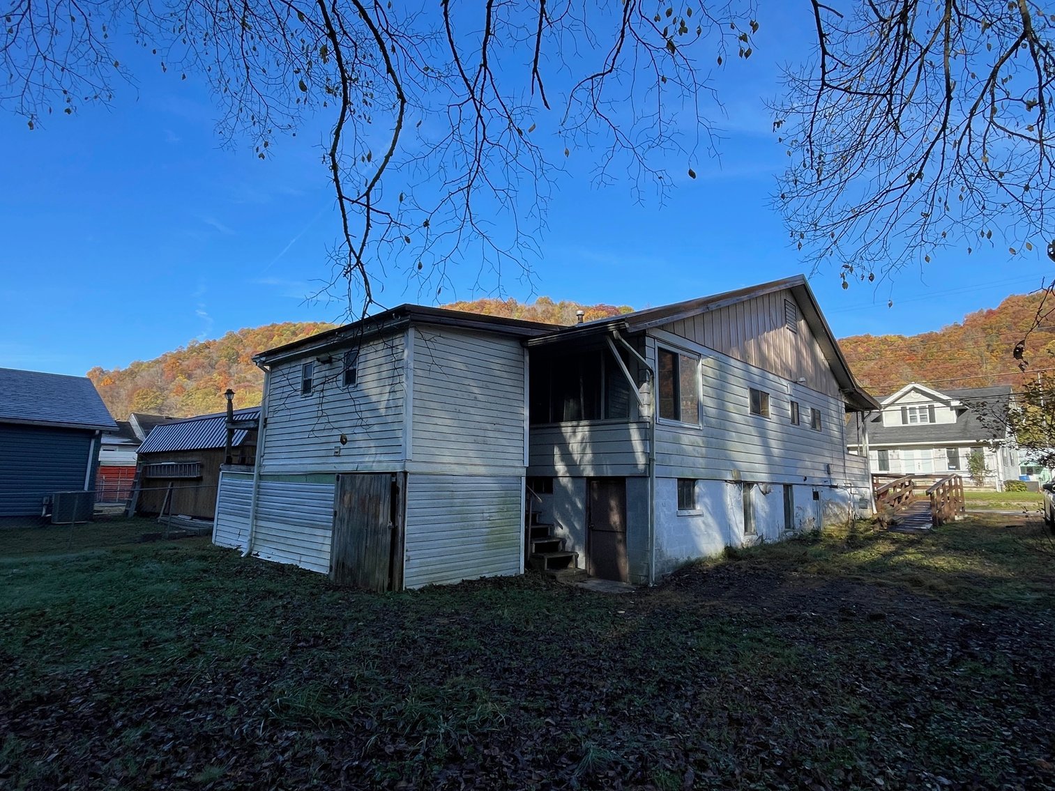 Image for SOLD $29,150 - 3 Bedroom with a Full Basement in Charleston Selling to the Highest Bidder