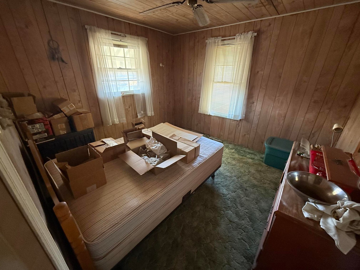 Image for SOLD $33,000 - 3 Bedroom Near Downtown Charleston