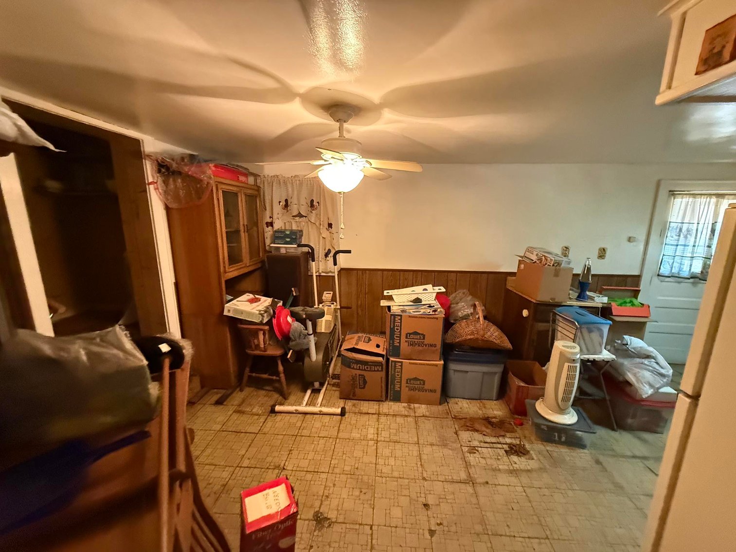 Image for SOLD $33,000 - 3 Bedroom Near Downtown Charleston