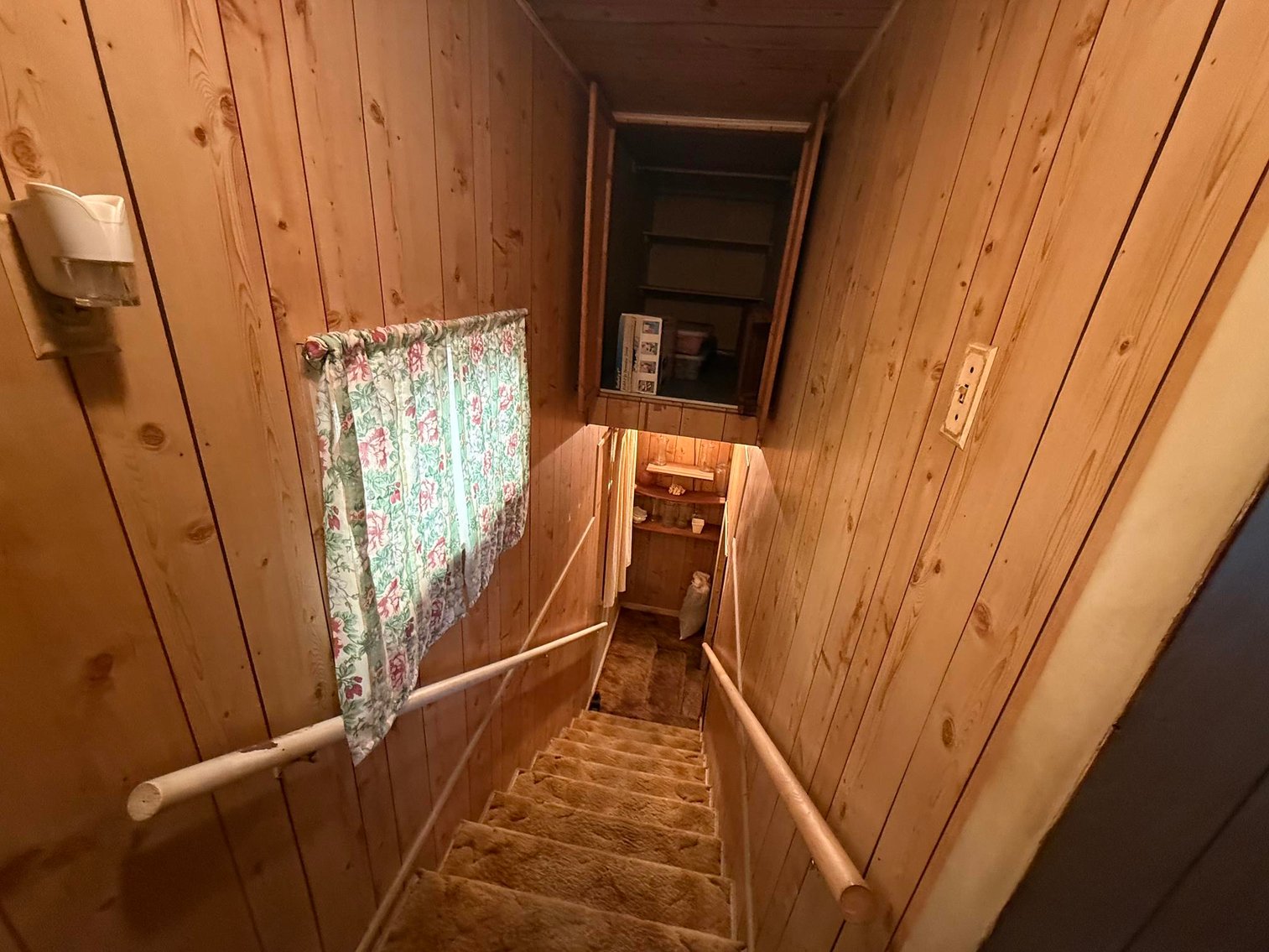 Image for SOLD $33,000 - 3 Bedroom Near Downtown Charleston