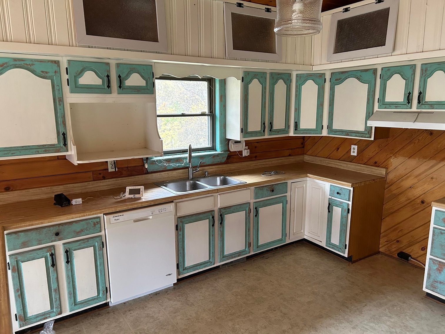 Image for SOLD $101,200 - Log Home on Over Half an Acre in Kingwood