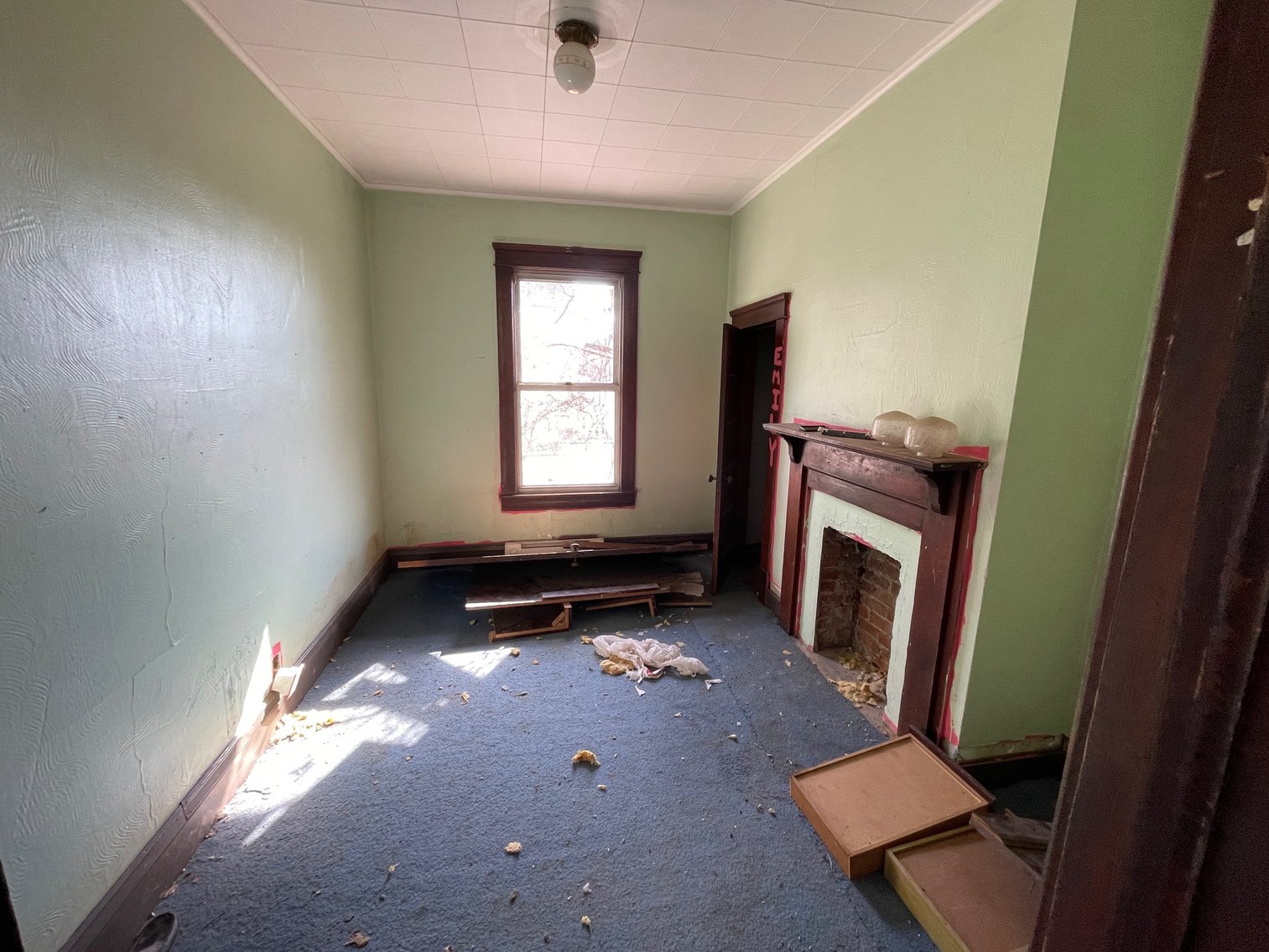 Image for SOLD - 1.5 story Home in Charleston Selling to the Highest Bidder