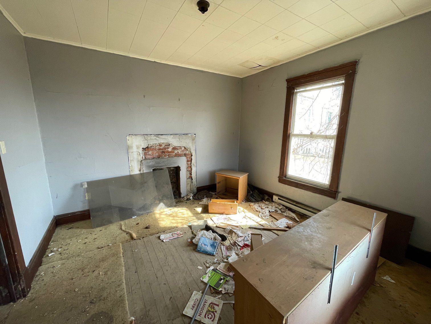 Image for SOLD - 1.5 story Home in Charleston Selling to the Highest Bidder