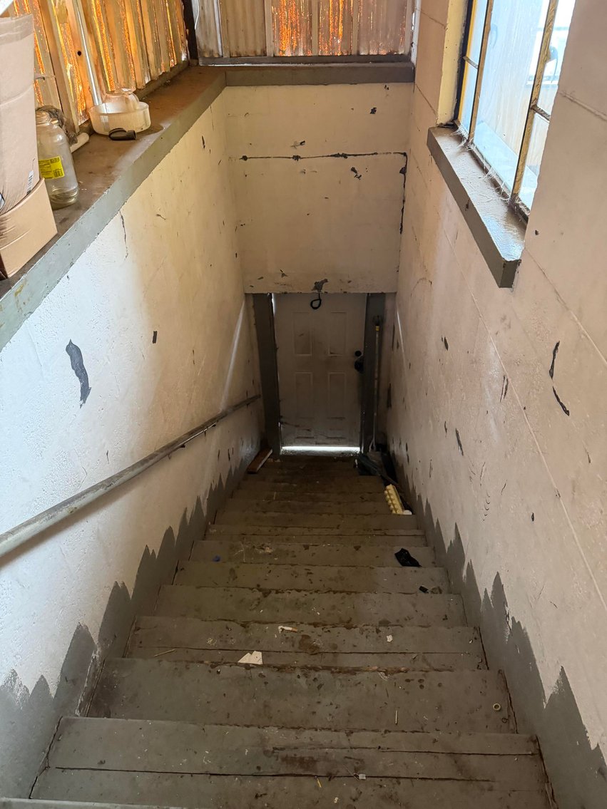 Image for SOLD $20,075 - Commercial Building w/ Apartment in Charleston Selling to the Highest Bidder