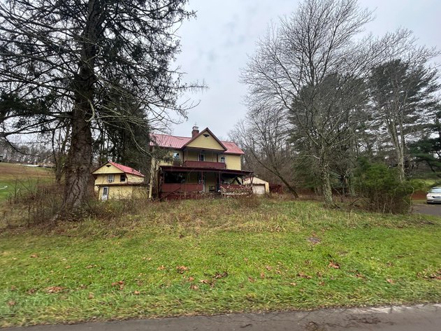 Image for SOLD $41,250 - 3 Bedroom Project Home on Nearly an Acre in Jane Lew