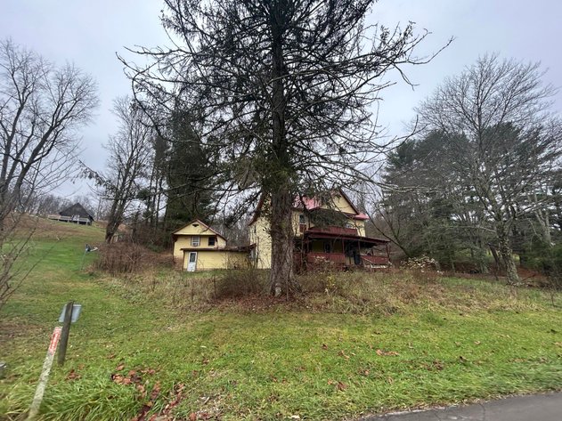 Image for SOLD $41,250 - 3 Bedroom Project Home on Nearly an Acre in Jane Lew