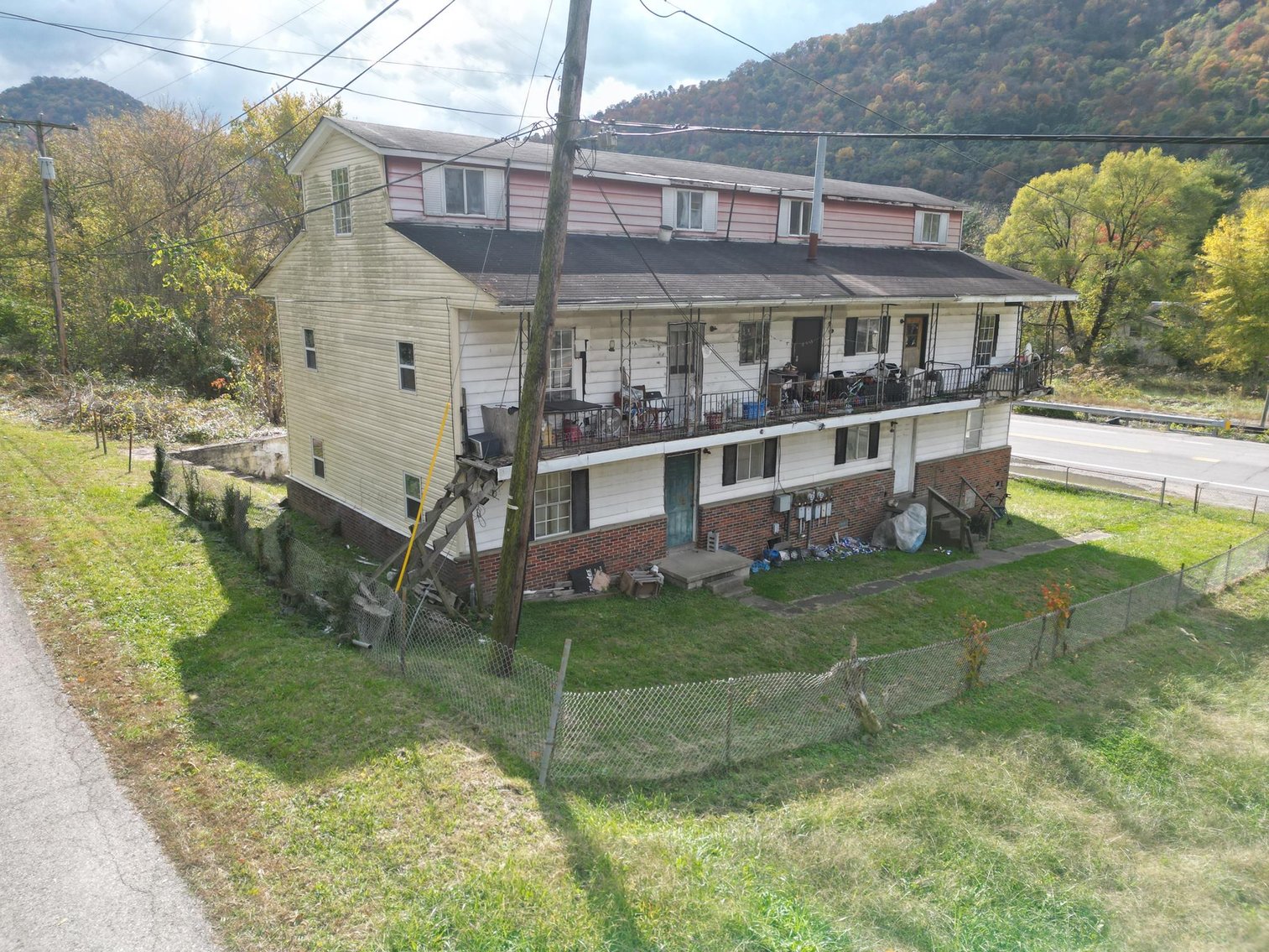 Image for SOLD - Income Generating 4-Unit Apartment Building in Kanawha County