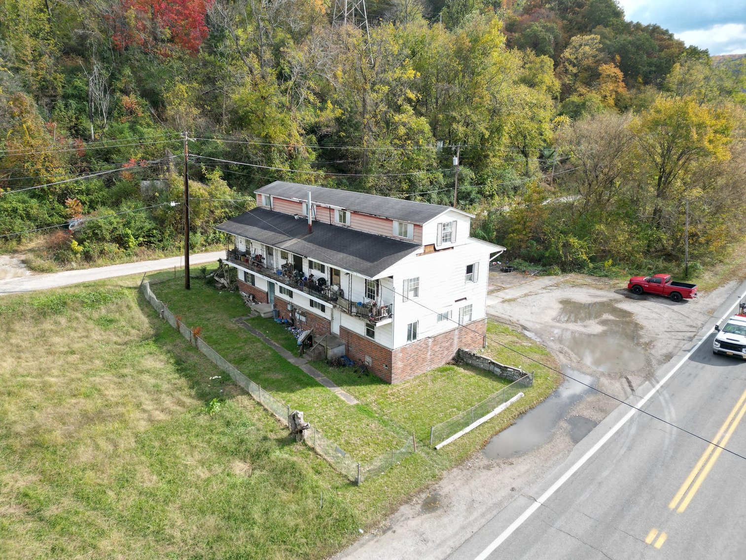 Image for SOLD - Income Generating 4-Unit Apartment Building in Kanawha County