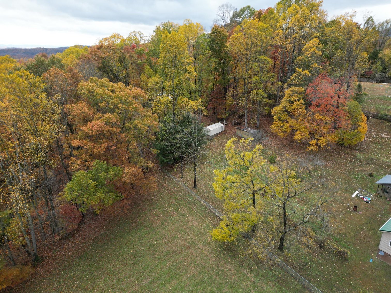 Image for SOLD $151,250 - 3 Bedroom Home on Over an Acre in Summersville