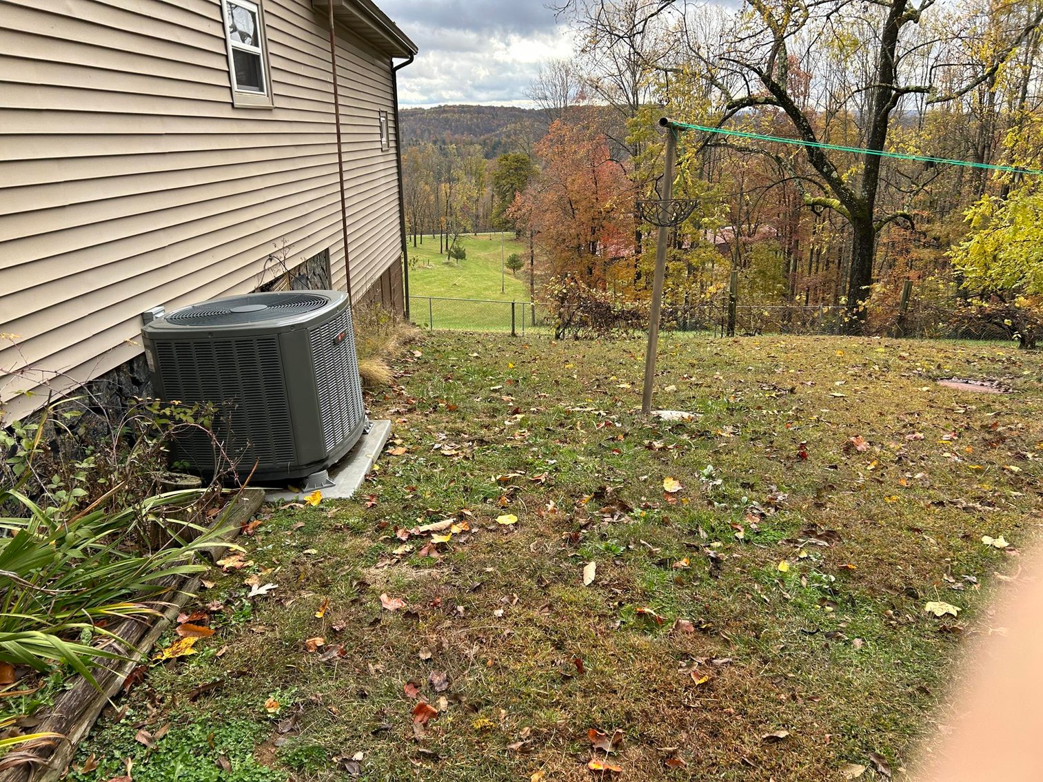 Image for SOLD $151,250 - 3 Bedroom Home on Over an Acre in Summersville