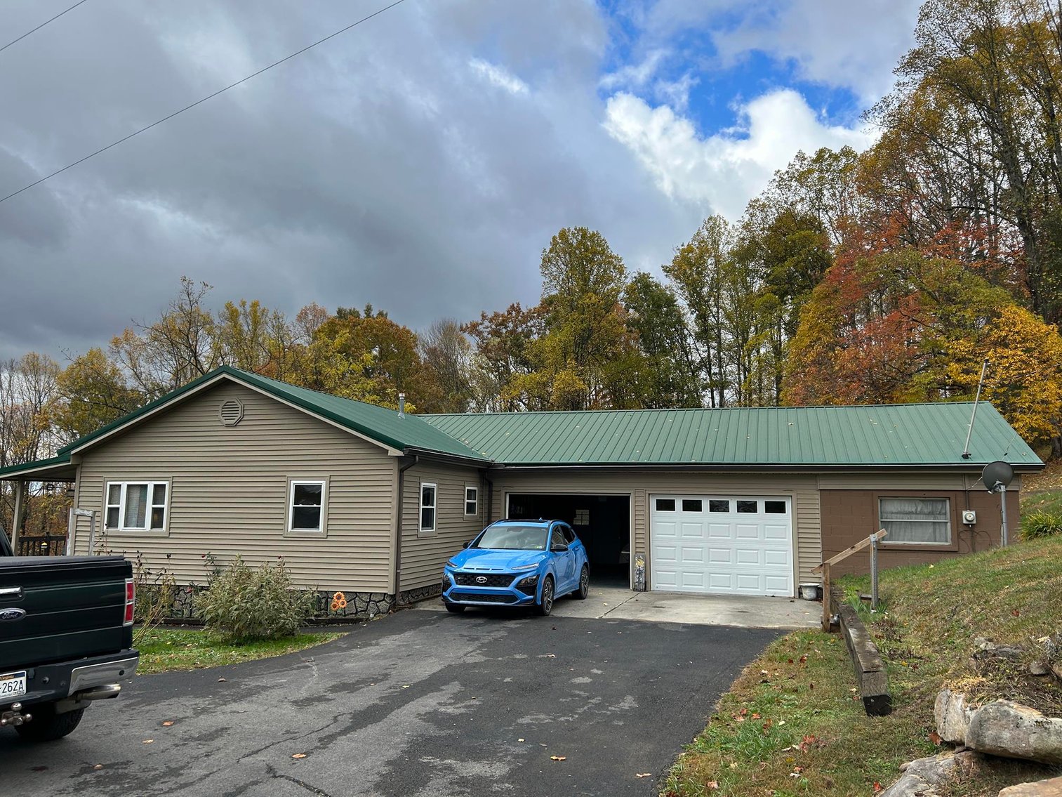 Image for SOLD $151,250 - 3 Bedroom Home on Over an Acre in Summersville