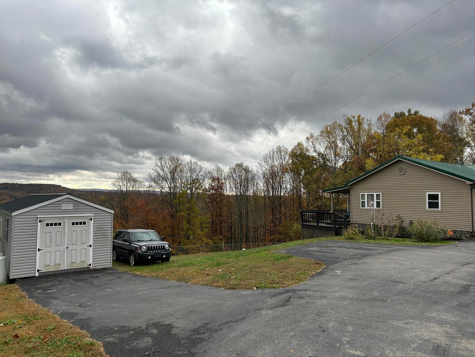 Image for SOLD $151,250 - 3 Bedroom Home on Over an Acre in Summersville