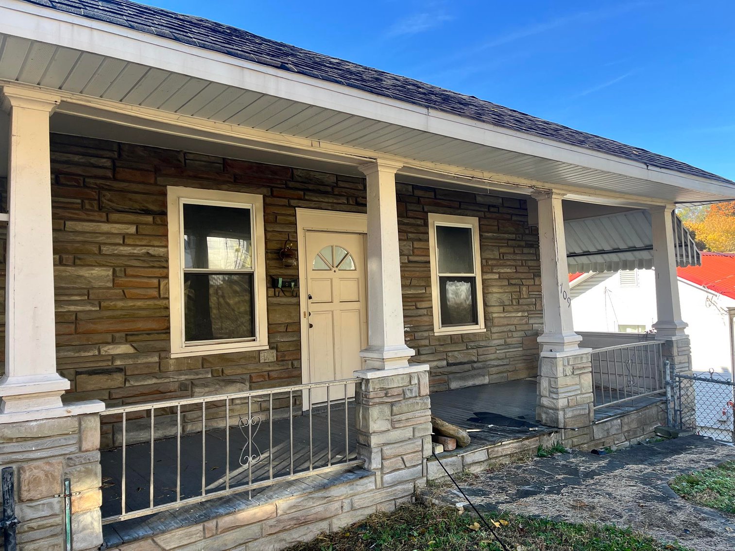 Image for SOLD $25,025 - Charleston Duplex Selling to the Highest Bidder