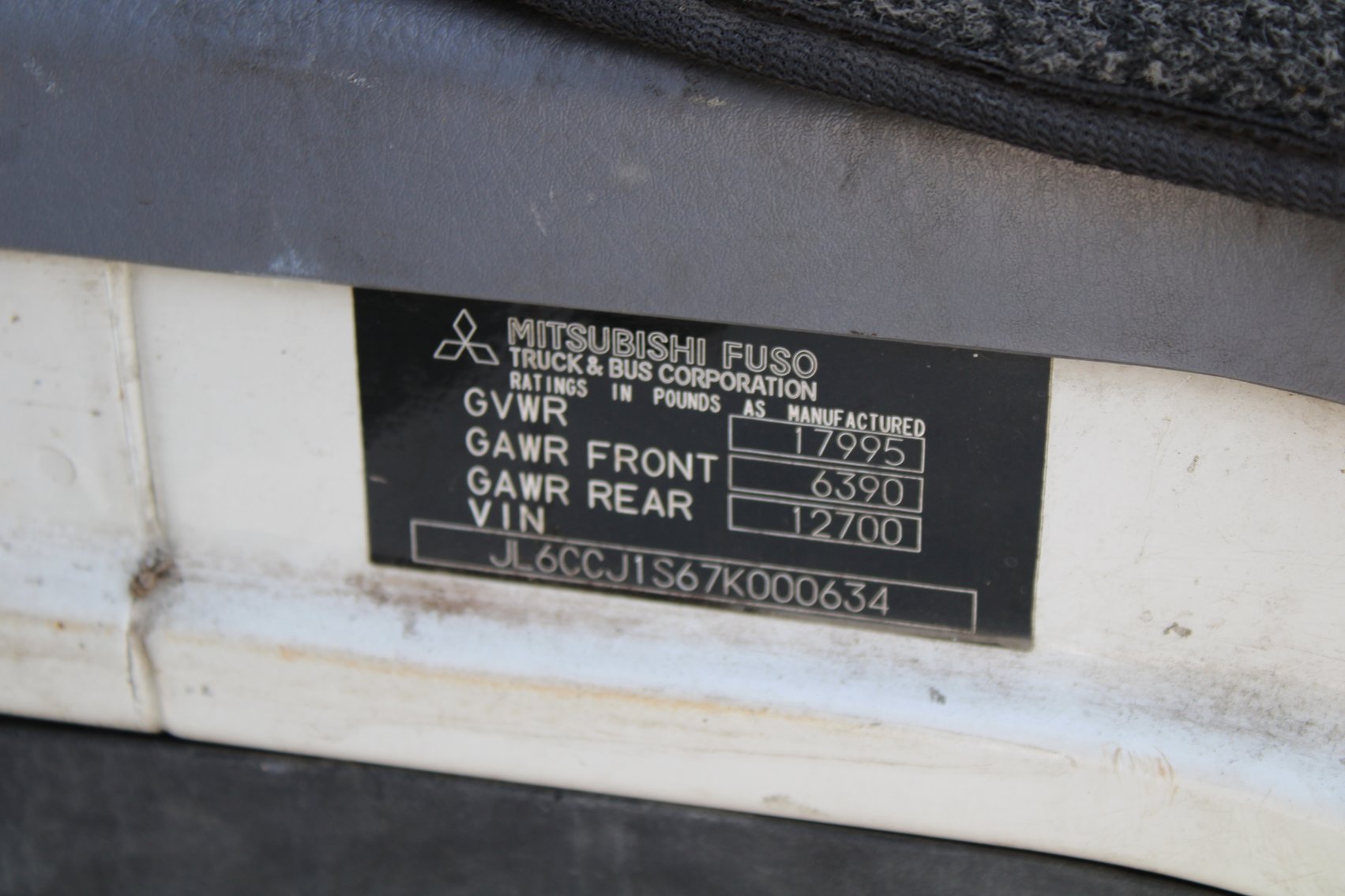 Image for 2007 Mitsubishi Fuso FE85D Box Van - MUST BE TOWED- Tomball, TX