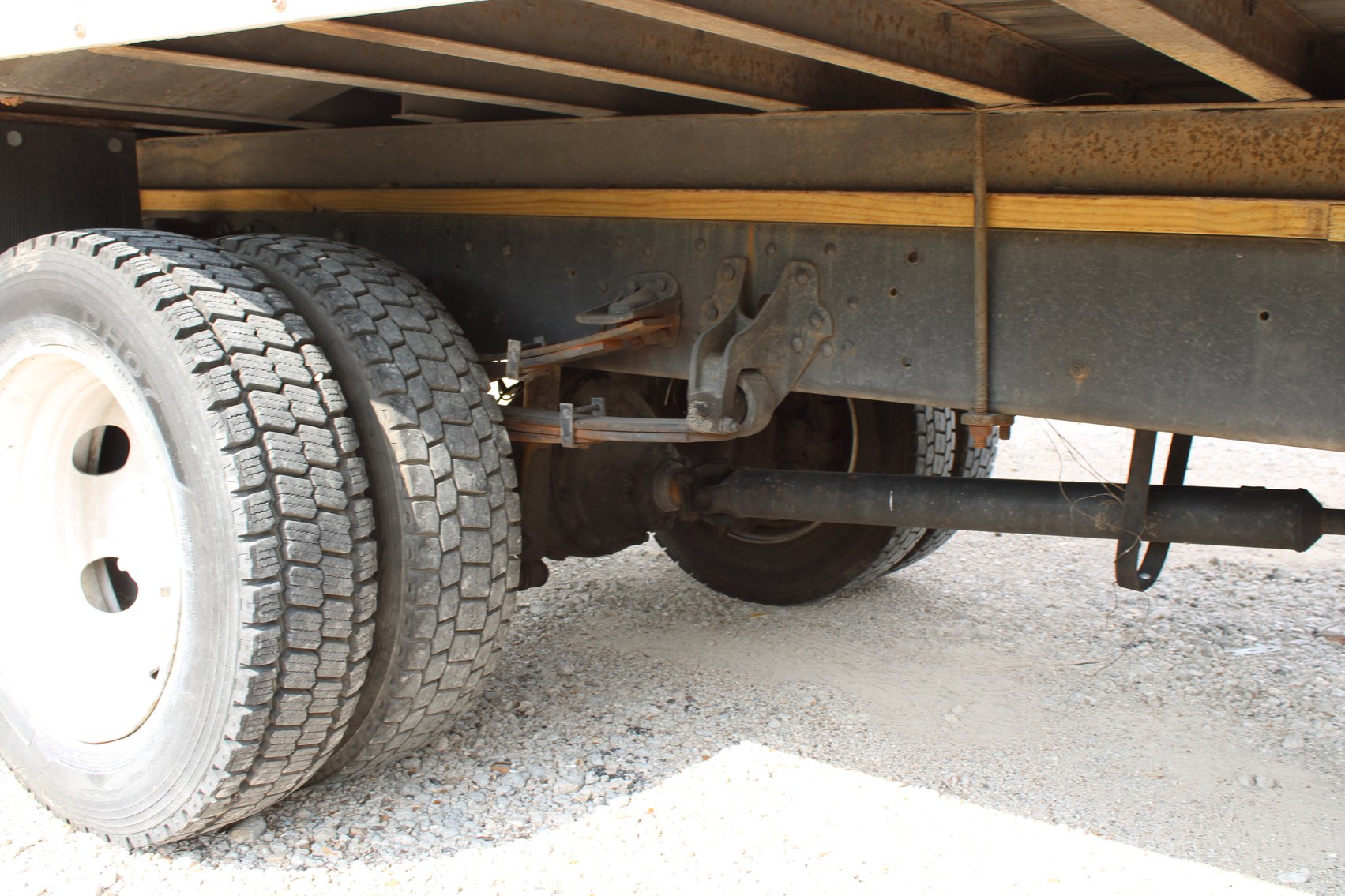 Image for 2007 Mitsubishi Fuso FE85D Box Van - MUST BE TOWED- Tomball, TX