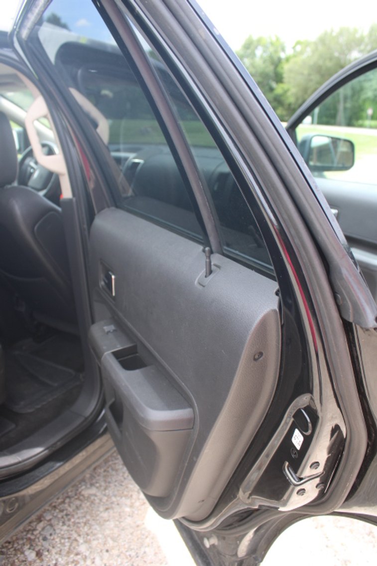 Image for 2010 Ford Edge (Seller: Individual) - Tomball, TX