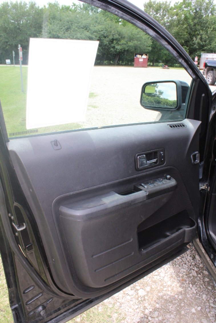 Image for 2010 Ford Edge (Seller: Individual) - Tomball, TX