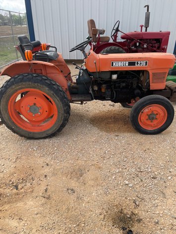 Image for Yoakum Independent School District (Tractor and Mowers) - Yoakum, TX 77995