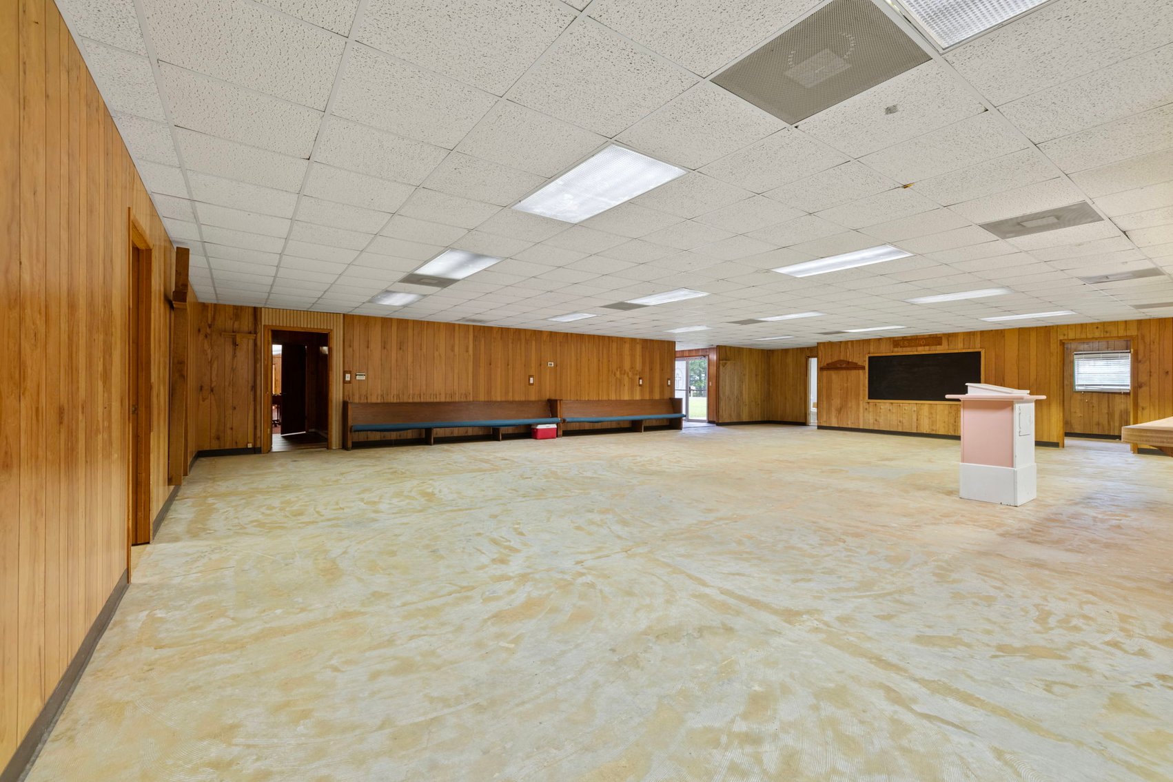 Image for Commercial Property Auction – 29 County Rd 2295, Cleveland, TX 77327