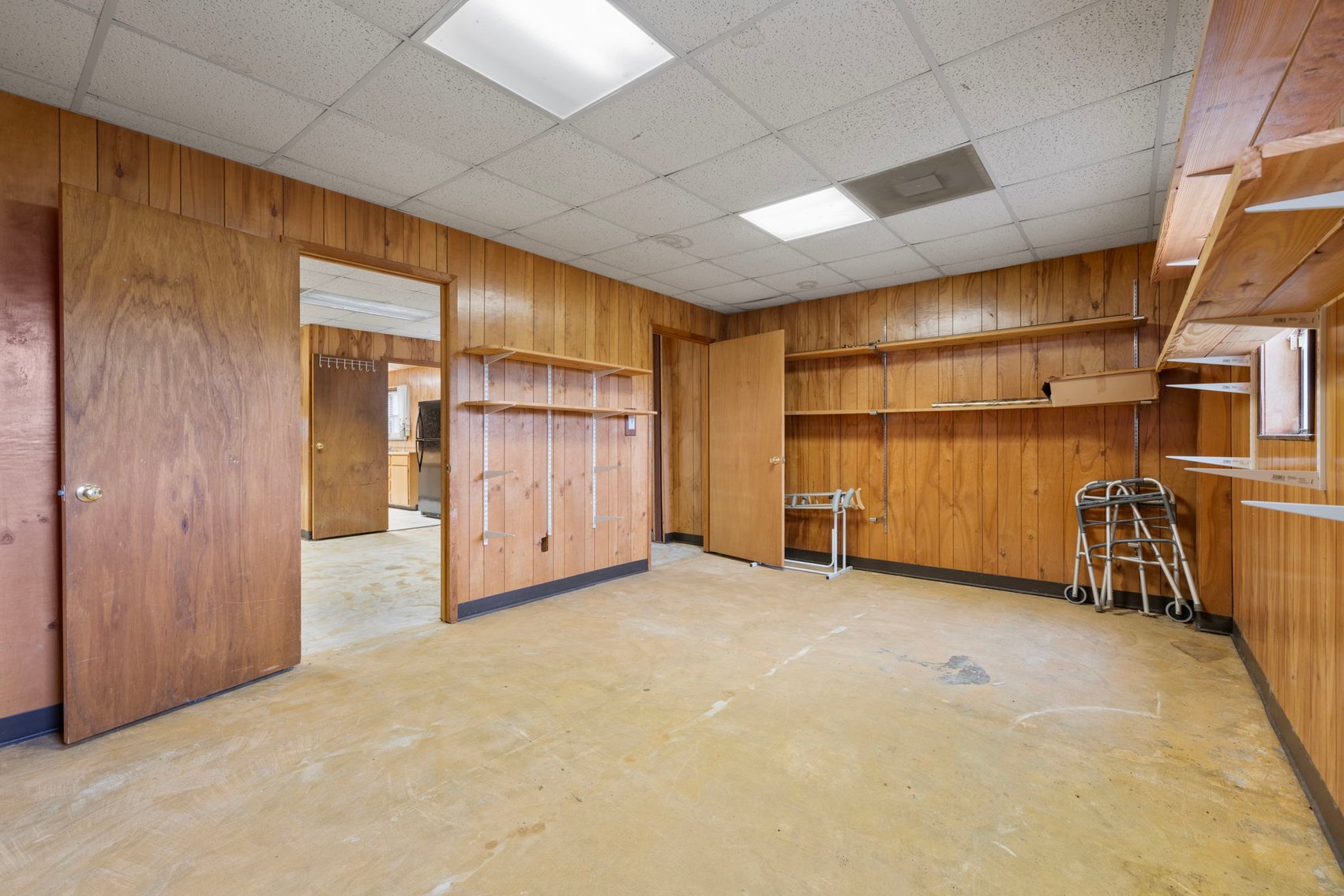 Image for Commercial Property Auction – 29 County Rd 2295, Cleveland, TX 77327