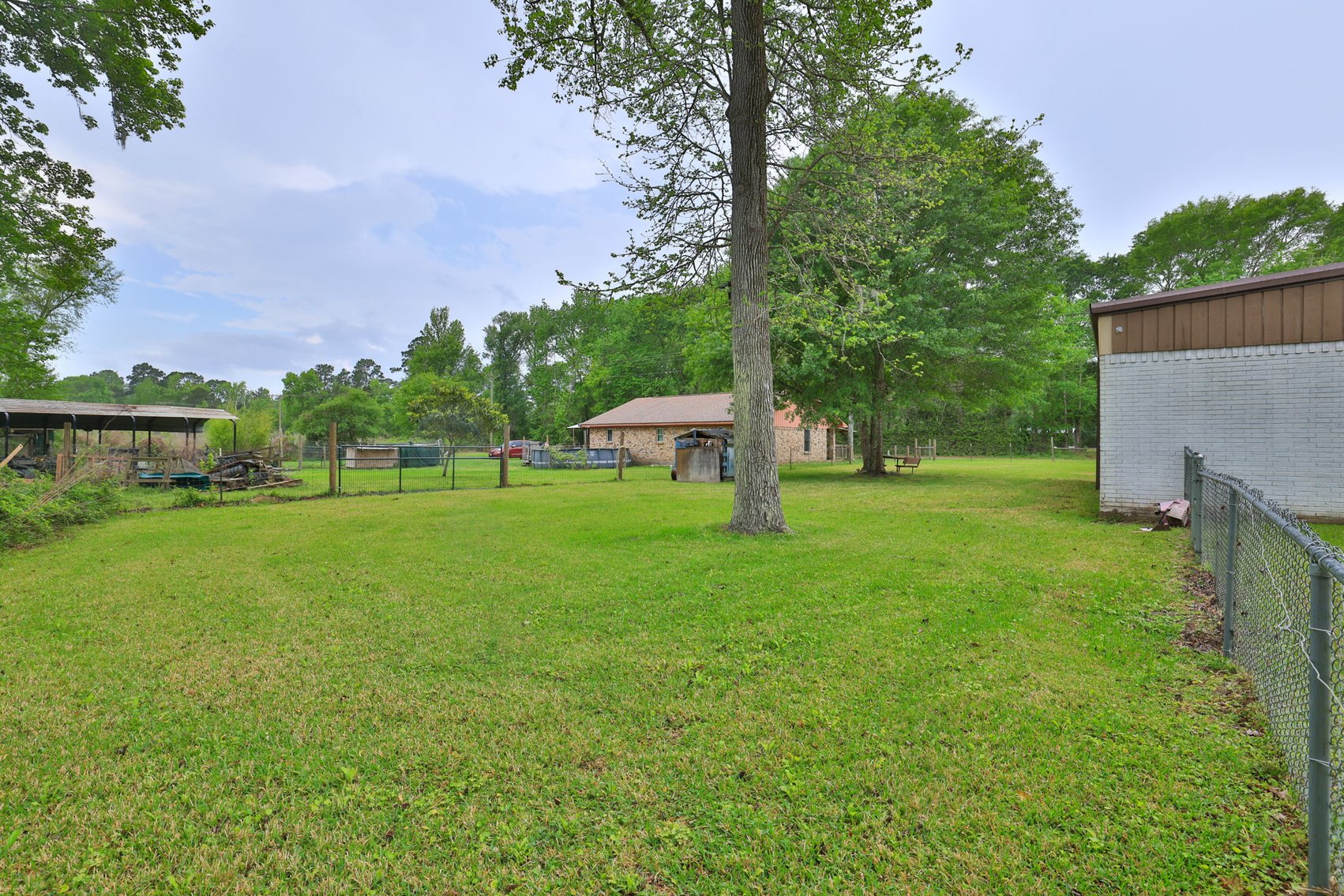Image for Commercial Property Auction – 29 County Rd 2295, Cleveland, TX 77327