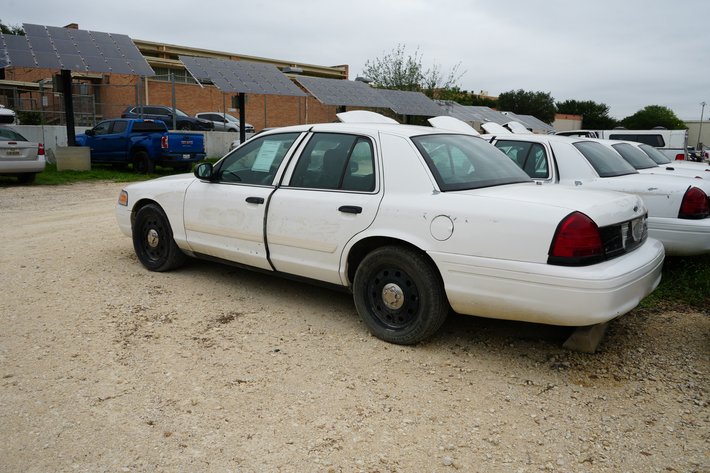 Image for 2010 Ford Crown Victoria