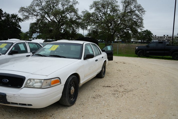 Image for 2010 Ford Crown Victoria