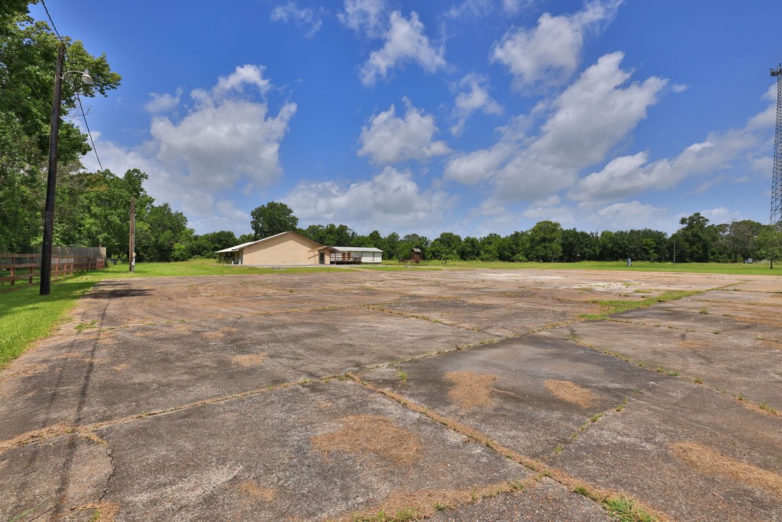 Image for Prime Commercial Real Estate Property at Online Auction | Dayton, TX | 9160 FM 1409