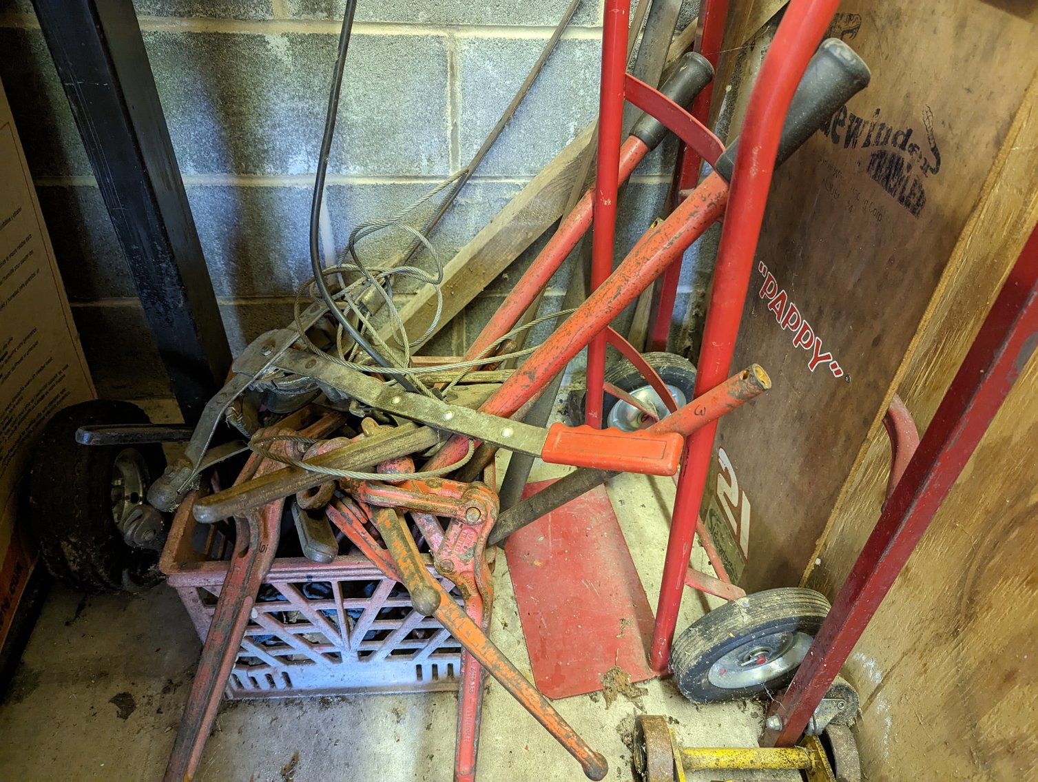 Image for Glenn and Joy Darnell Estate Auction