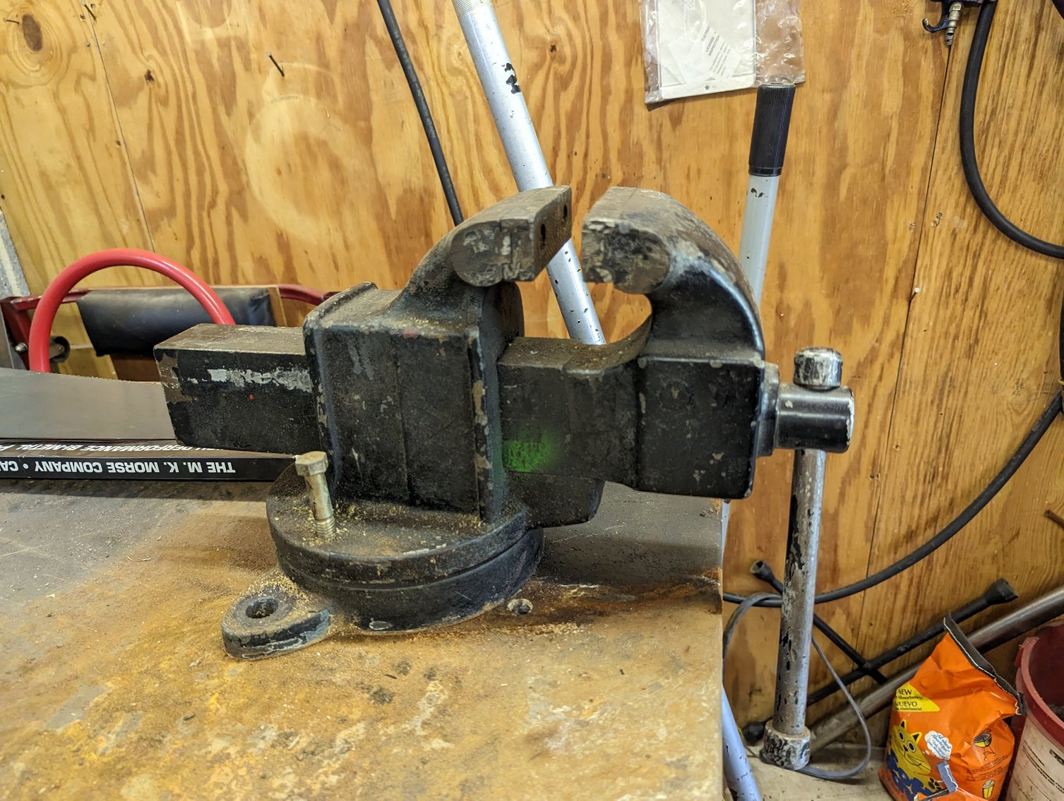 Image for Glenn and Joy Darnell Estate Auction