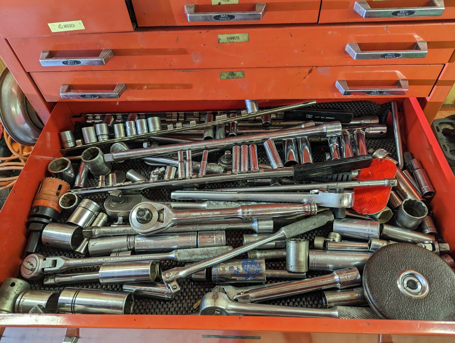 Image for Glenn and Joy Darnell Estate Auction