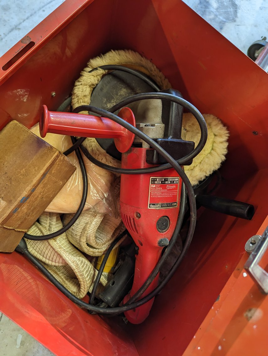 Image for Glenn and Joy Darnell Estate Auction