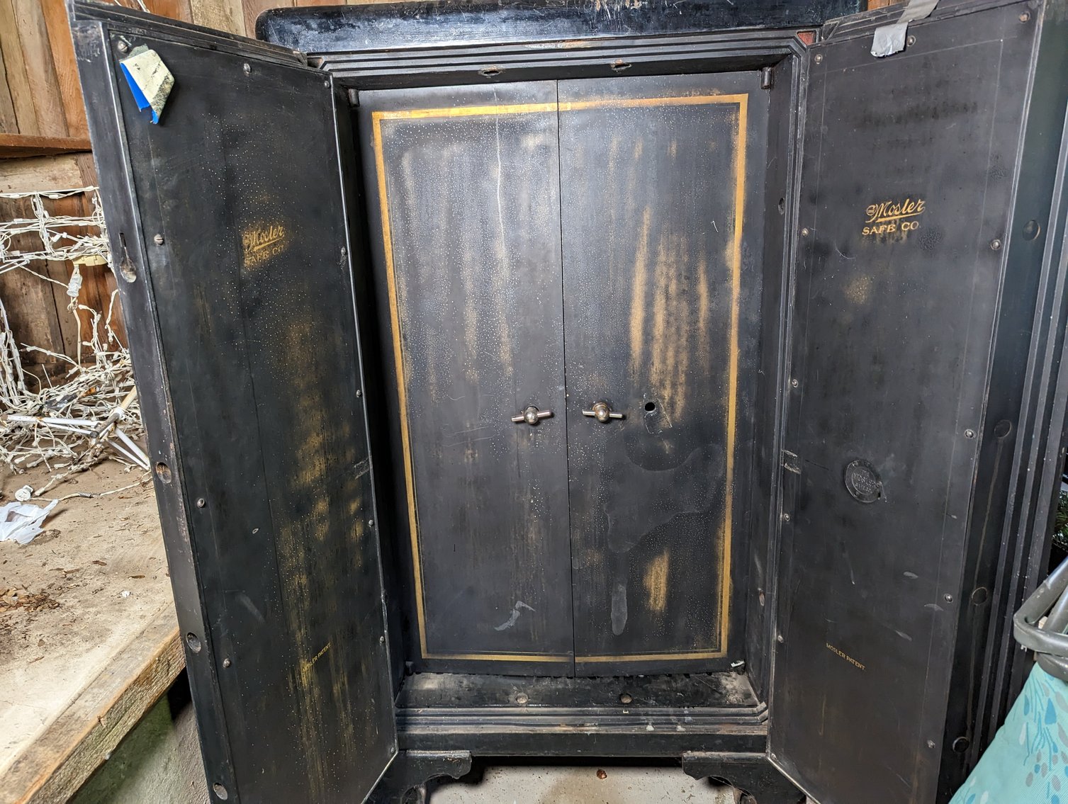 Image for Glenn and Joy Darnell Estate Auction