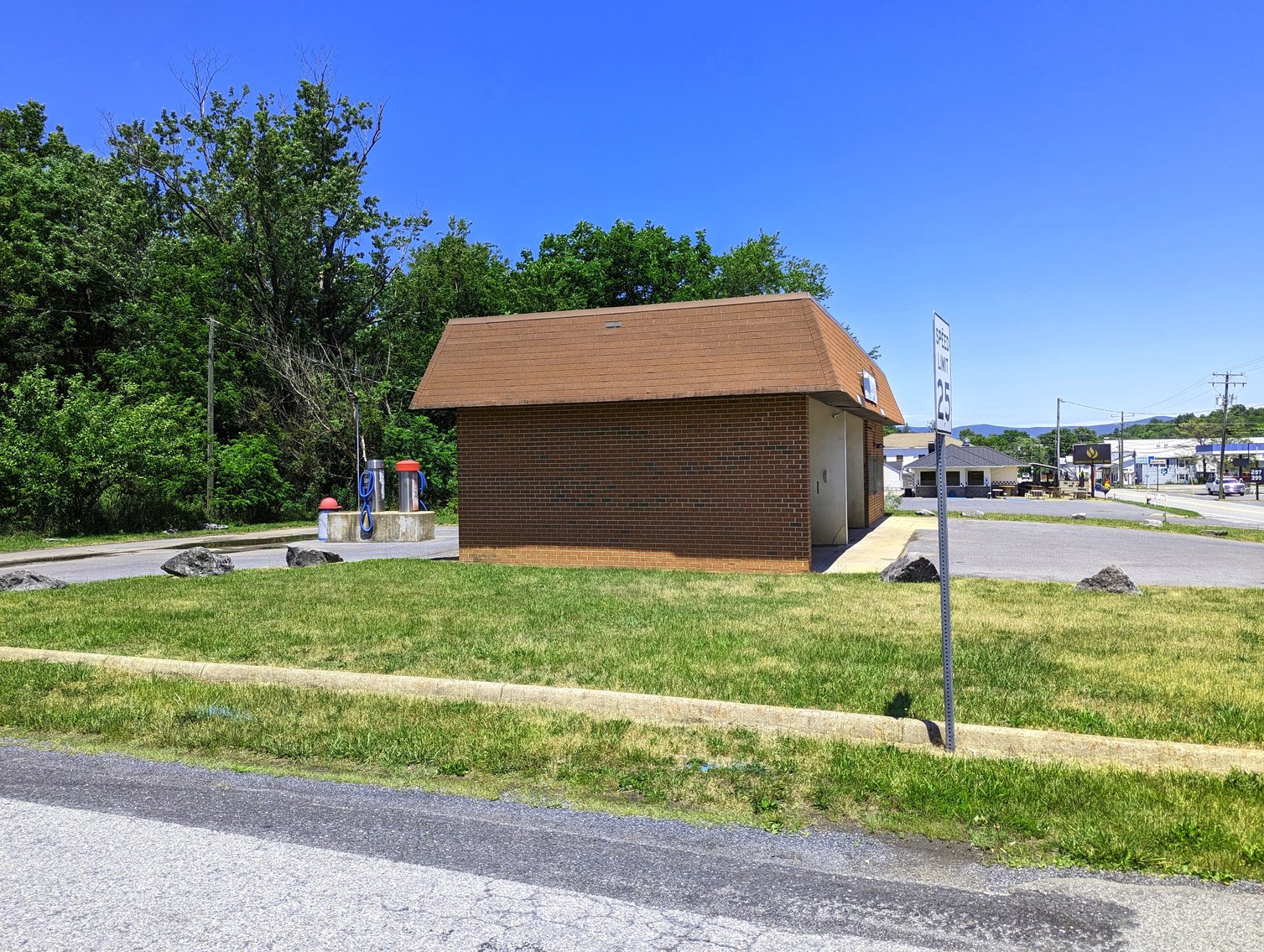 Image for Two Bay Car Wash Facility In Craigsville VA