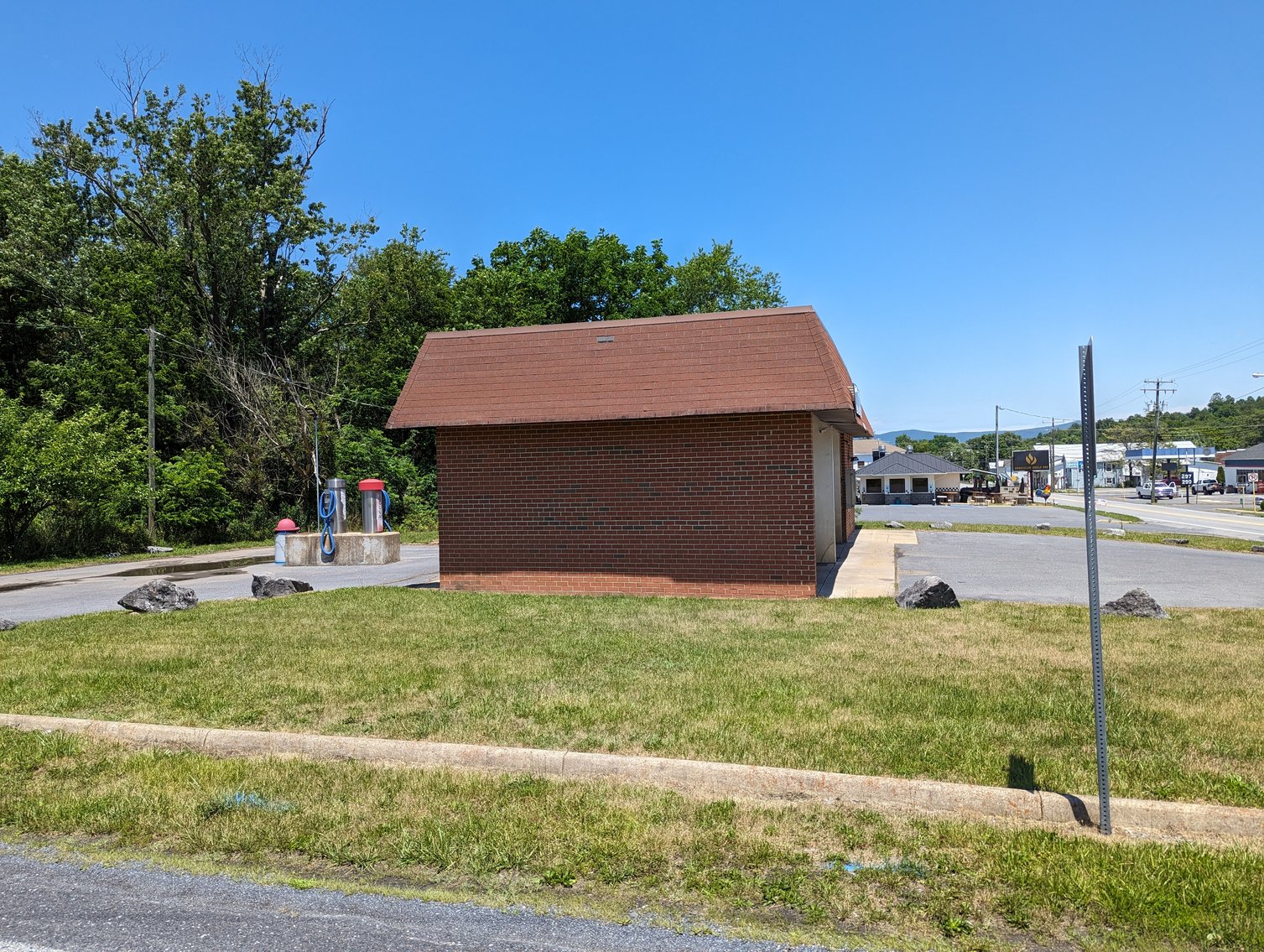 Image for Two Bay Car Wash Facility In Craigsville VA