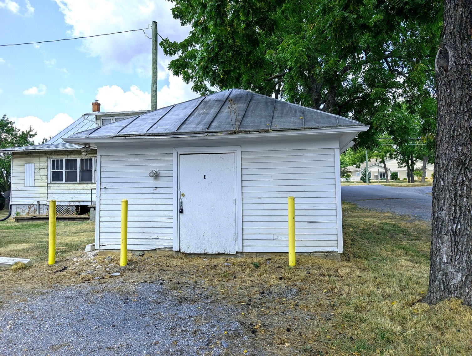 Image for 3 Bedroom Home and Commercial Garage Zoned B2 Harrisonburg VA