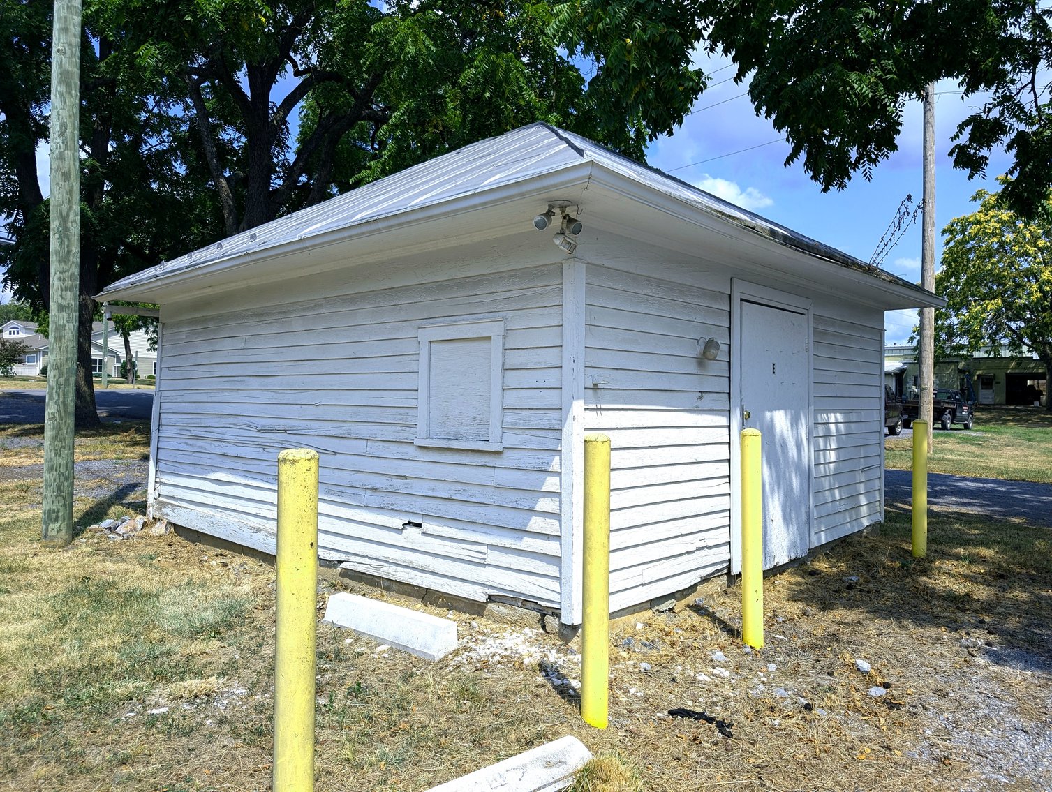 Image for 3 Bedroom Home and Commercial Garage Zoned B2 Harrisonburg VA