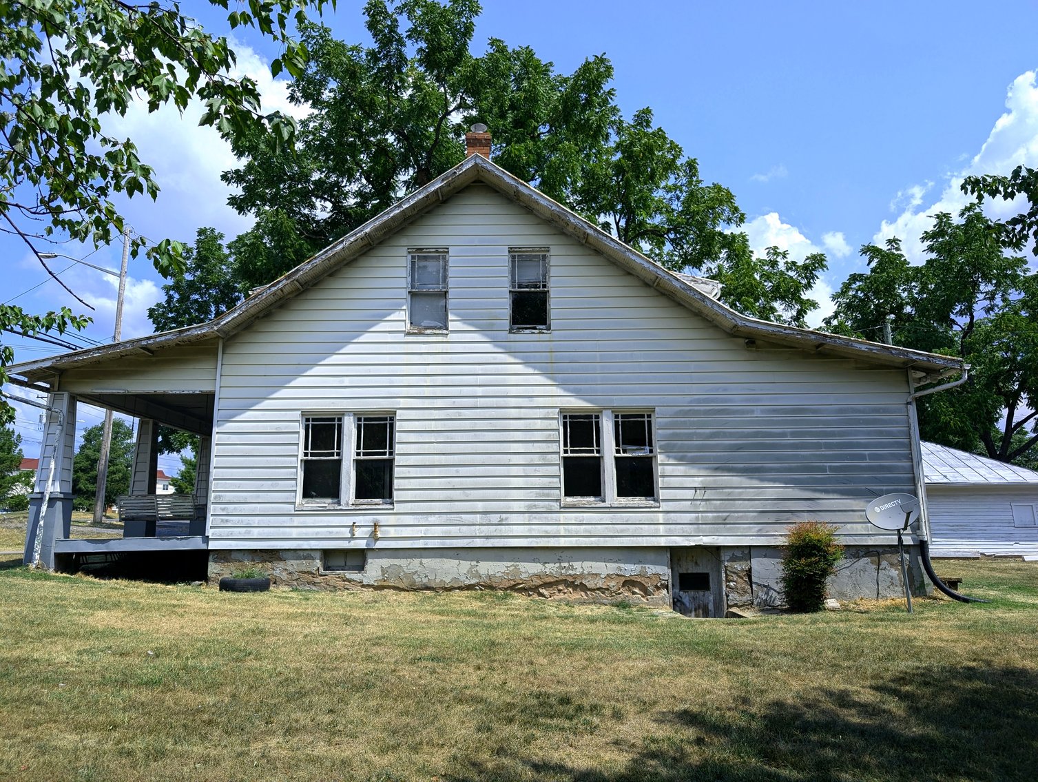 Image for 3 Bedroom Home and Commercial Garage Zoned B2 Harrisonburg VA